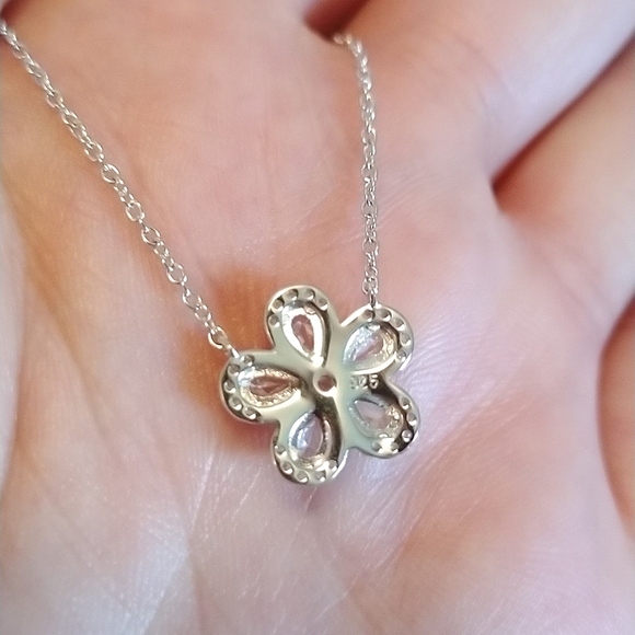 2/$30💕 BNWT Charmed Aroma Adjustable Sterling Silver Necklace - Picture 4 of 6